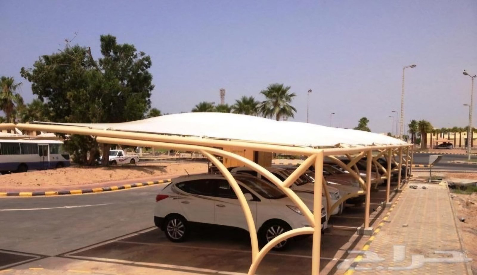 مظلات سيارات الاحساء